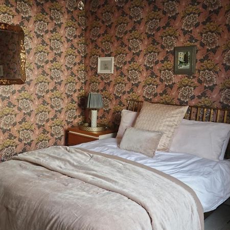 באת' Charming Georgian Cottage With Private Sun Terrace מראה חיצוני תמונה